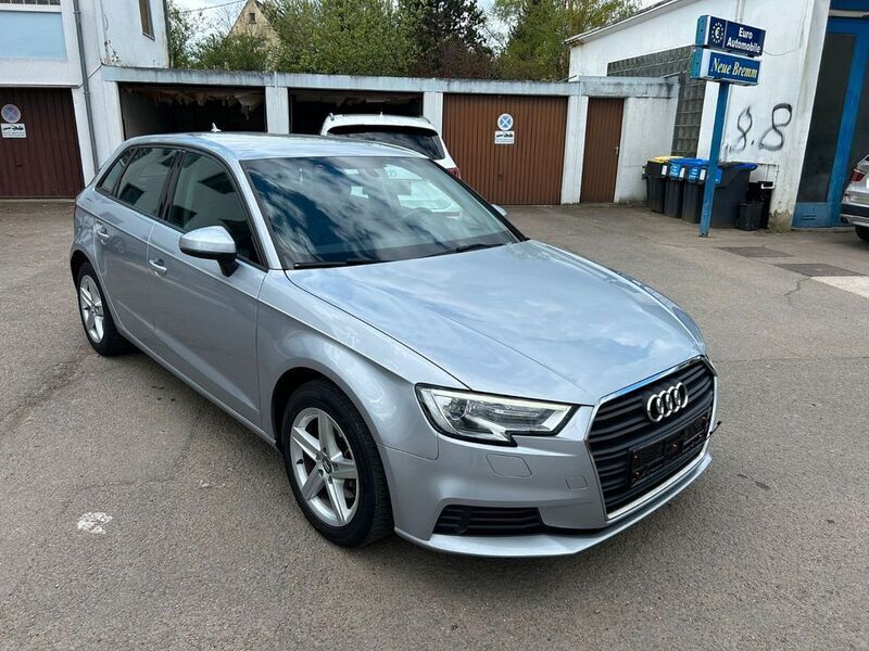 Gebraucht Audi A3 Sport 110 PS (80 kW) 2017 Silber Limousine
