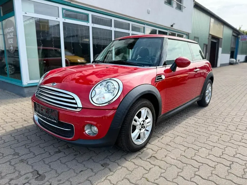 Käytetty Mini Cooper 122 HP (89 kW) 2012 Punainen Viistoperä