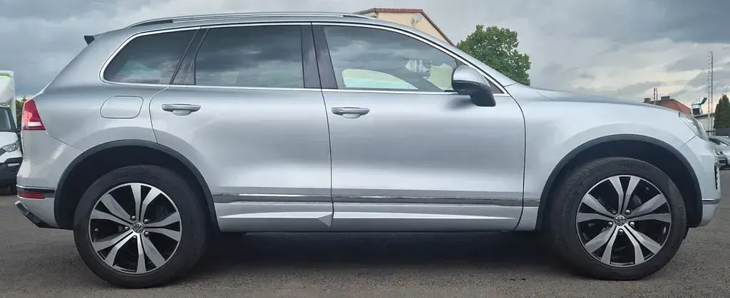 Gebraucht VW Touareg Terrain Tech 262 PS (192 kW) 2016 Silber SUV