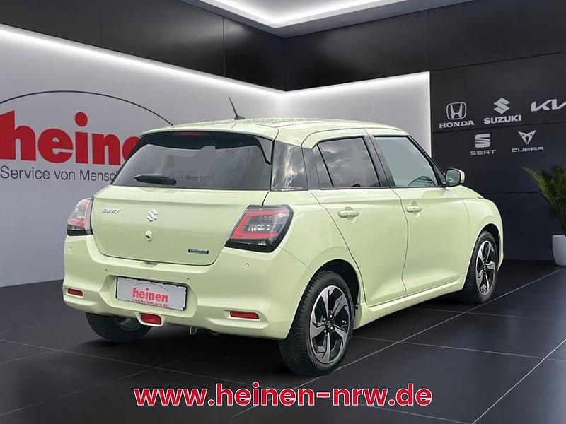 Gebraucht Suzuki Swift Comfort+ 83 PS (61 kW) 2025 Gelb Kleinwagen