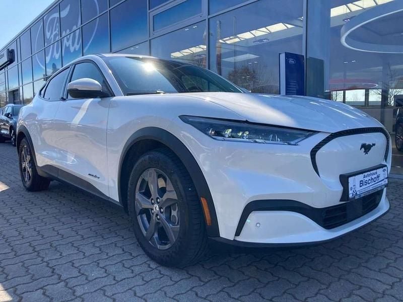 Gebraucht Ford Mustang Mach-E 197 kW (269 PS) 2022 Weiß SUV