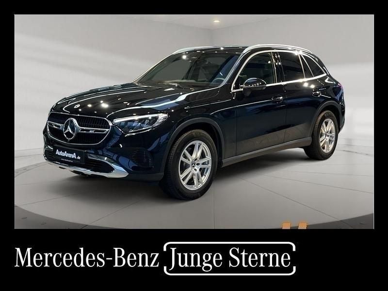 Schwarz Gebraucht 2024 Mercedes GLC220 Avantgarde SUV | 50.719 € - Bild 1/4