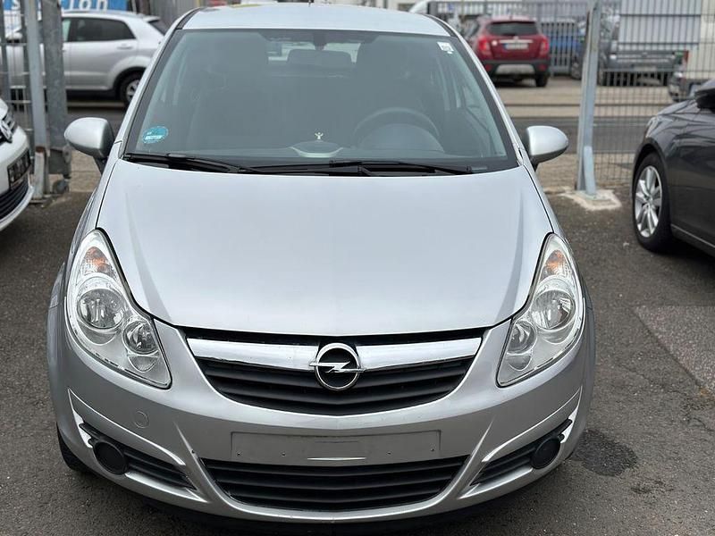 Gebraucht Opel Corsa Basis 60 PS (44 kW) 2008 Silber Kleinwagen