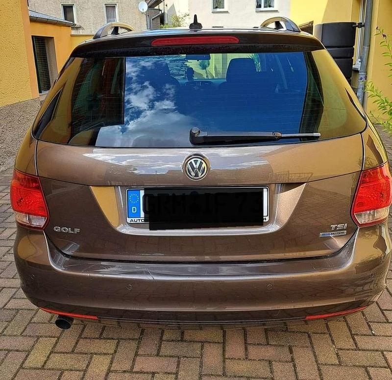 Braun Gebraucht 2012 VW Golf VII Kombi | 5.700 € (Fairer Preis) - Bild 1/4