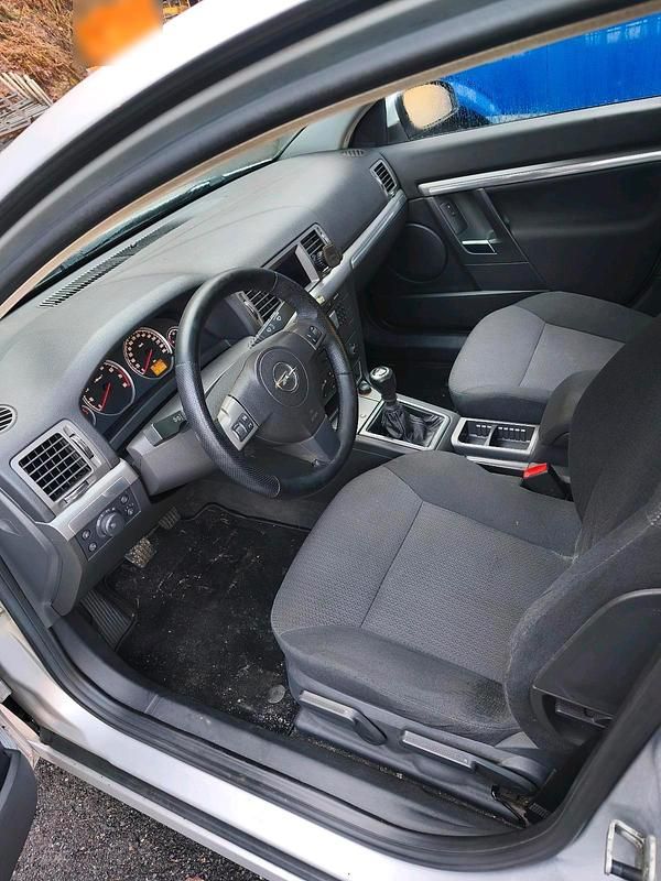 Gebraucht Opel Vectra 140 PS (102 kW) 2006 Silber Limousine