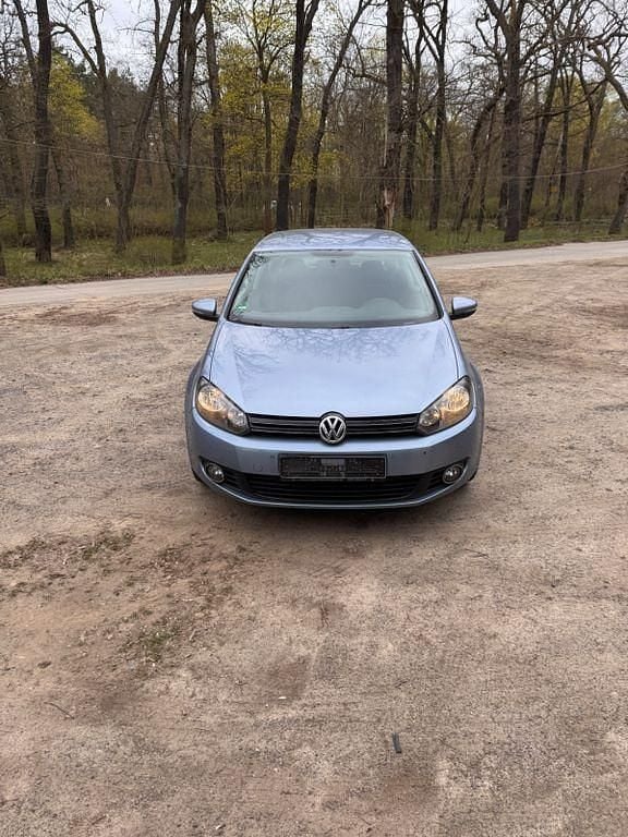 Gebraucht VW Golf VI Team 102 PS (75 kW) 2009 Blau Kleinwagen
