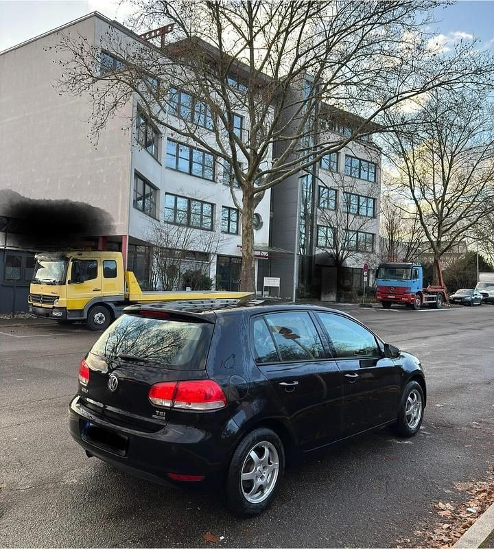 Gebraucht VW Golf VI 105 PS (77 kW) 2010 Kleinwagen