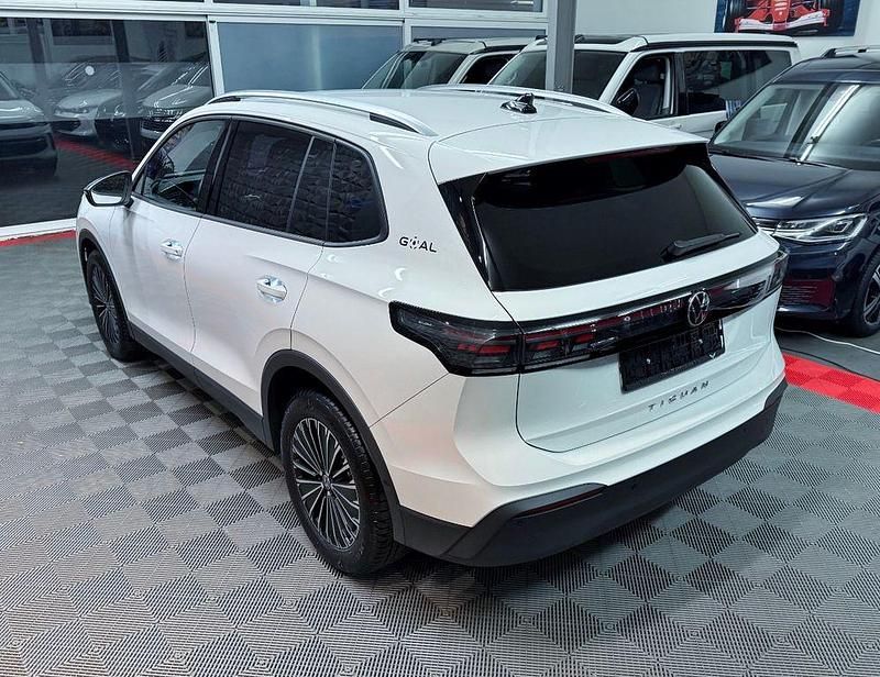 Gebraucht VW Tiguan Goal 150 PS (110 kW) 2025 Weiß SUV