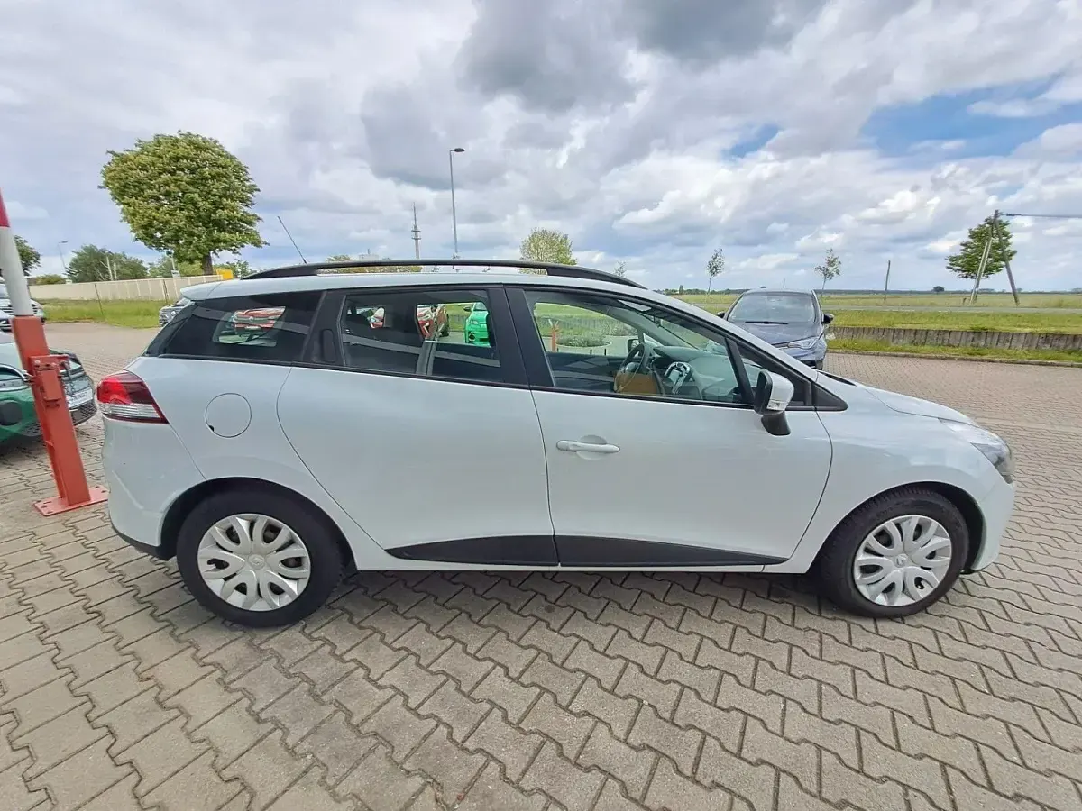 Gebraucht Renault Clio GrandTour Expression 73 PS (53 kW) 2014 Weiß Kombi