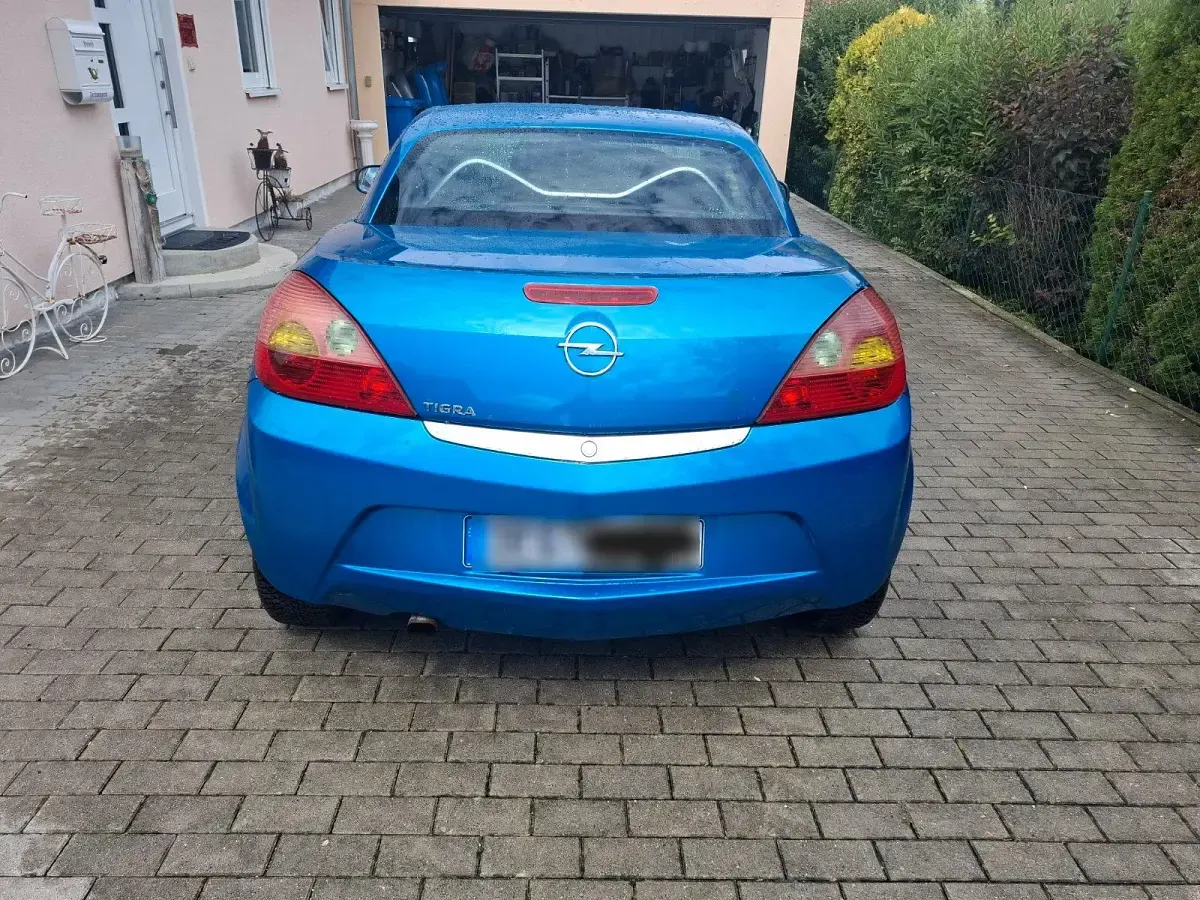 Gebraucht Opel Tigra 90 PS (66 kW) 2005 Blau Cabrio