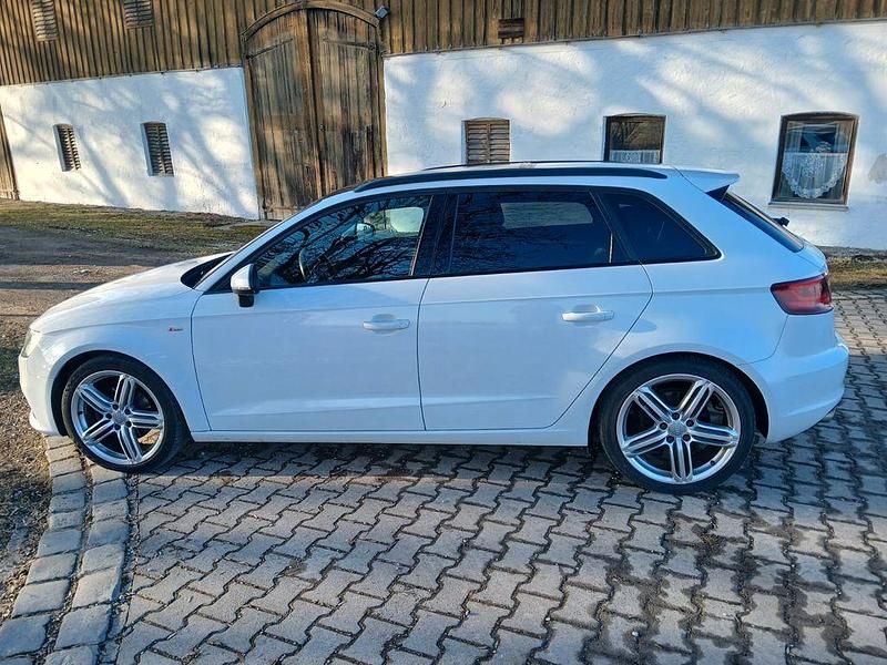 Gebraucht Audi A3 S-Line 150 PS (110 kW) 2013 Weiß Limousine