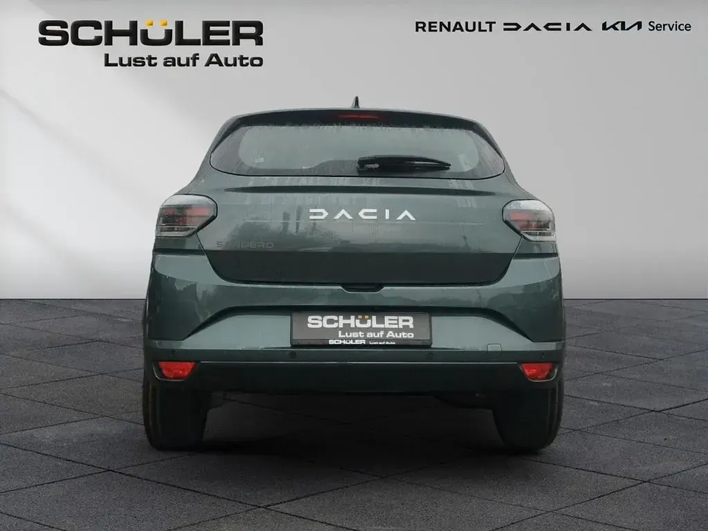 Neu Dacia Sandero Expression 101 PS (74 kW) 2026 Grau Limousine