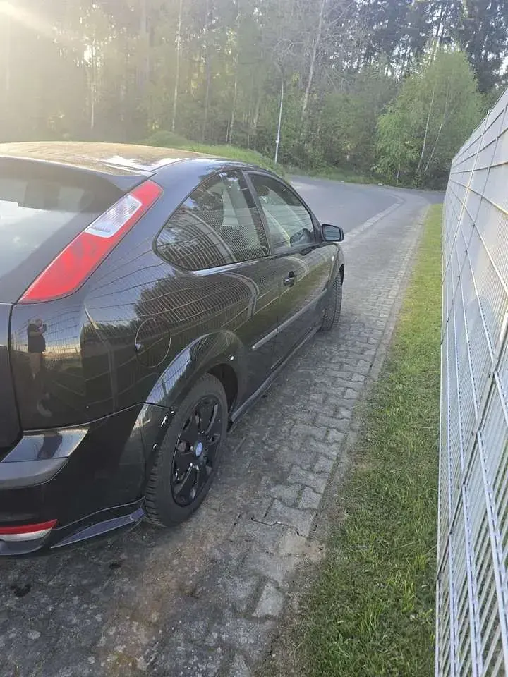Używany Ford Focus Sport 145 KM (106 kW) 2006 Hatchback