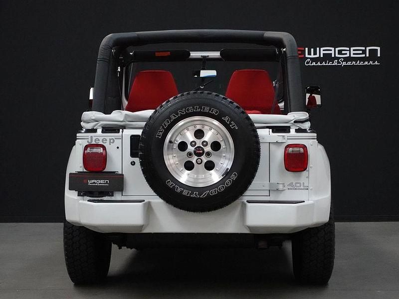 Gebraucht Jeep Wrangler 190 PS (139 kW) 1992 Weiß SUV