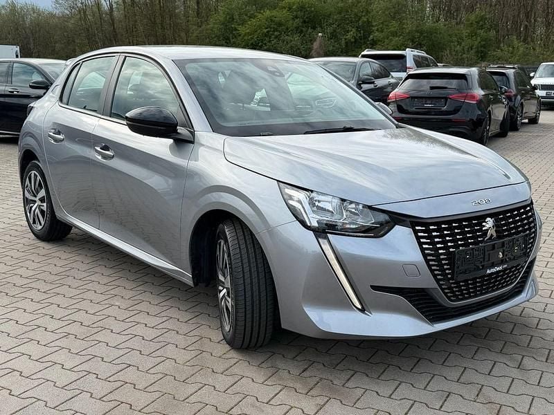 Gebraucht Peugeot 208 Active 101 PS (74 kW) 2024 Grau Kleinwagen