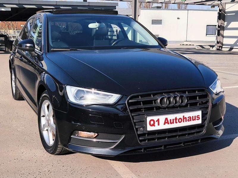 Gebraucht Audi A3 Sportback 150 PS (110 kW) 2015 Brillantschwarz Kleinwagen