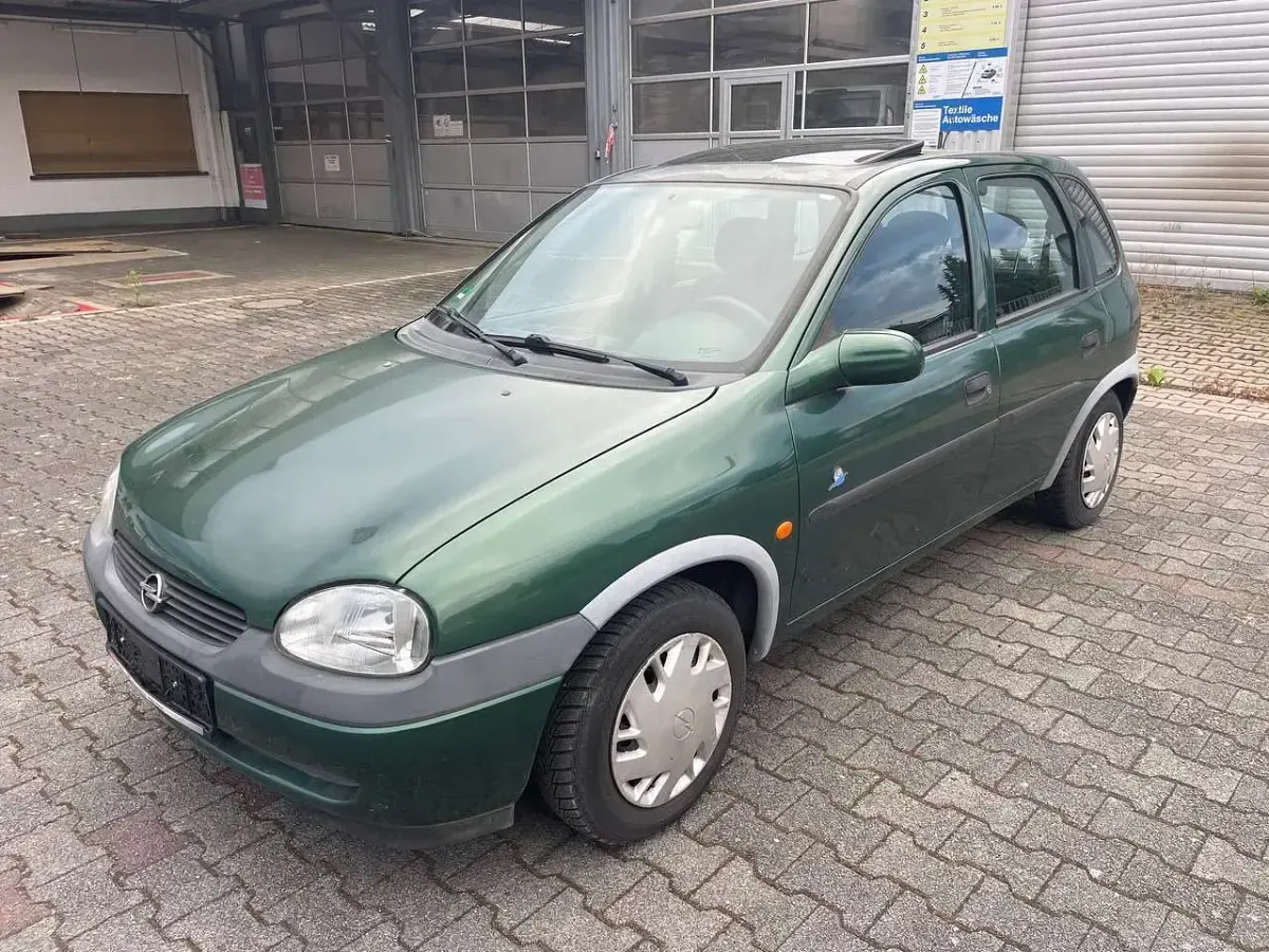 Gebraucht Opel Corsa 65 PS (47 kW) 1998 Grün Kleinwagen