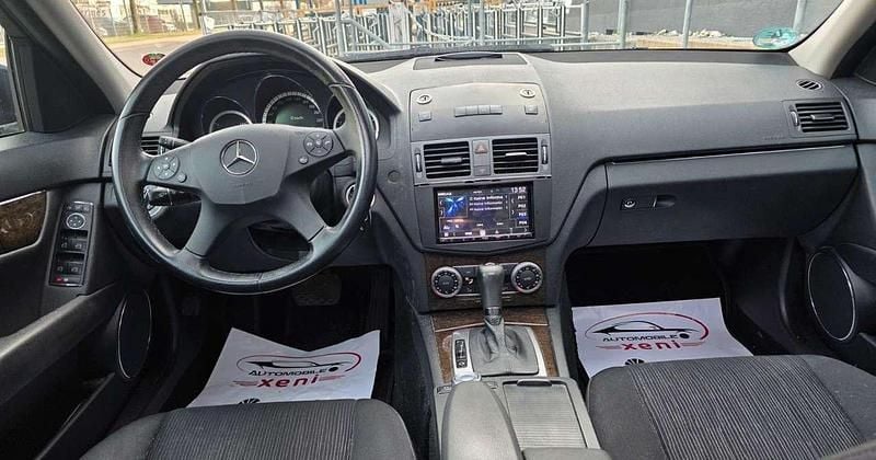 Gebraucht Mercedes C180 156 PS (114 kW) 2009 Grau Kombi