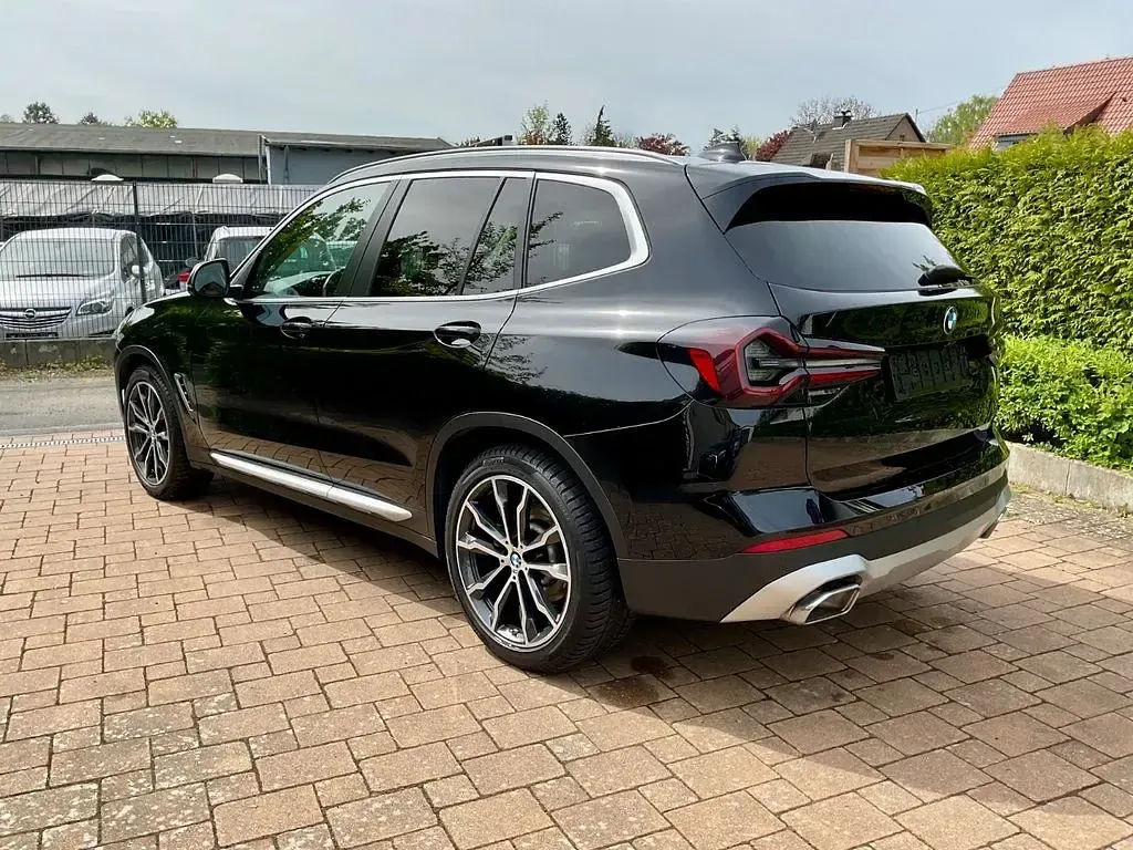 Gebraucht BMW X3 Sport Line 286 PS (210 kW) 2022 Schwarz SUV