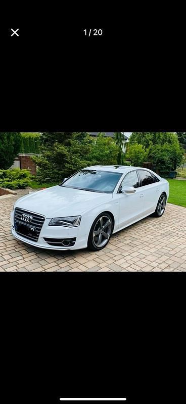 Weiß Gebraucht 2013 Audi S8 Limousine | 29.999 € (Etwas zu teuer) - Bild 1/4