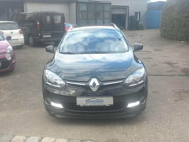 Schwarz Gebraucht 2016 Renault Mégane GrandTour Kombi | 6.199 € (Fairer Preis) - Bild 1/4
