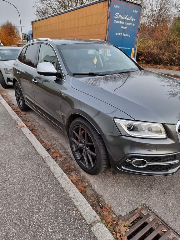 Grau Gebraucht 2016 Audi SQ5 Ambiente SUV | 22.900 € (Guter Preis) - Bild 1/4