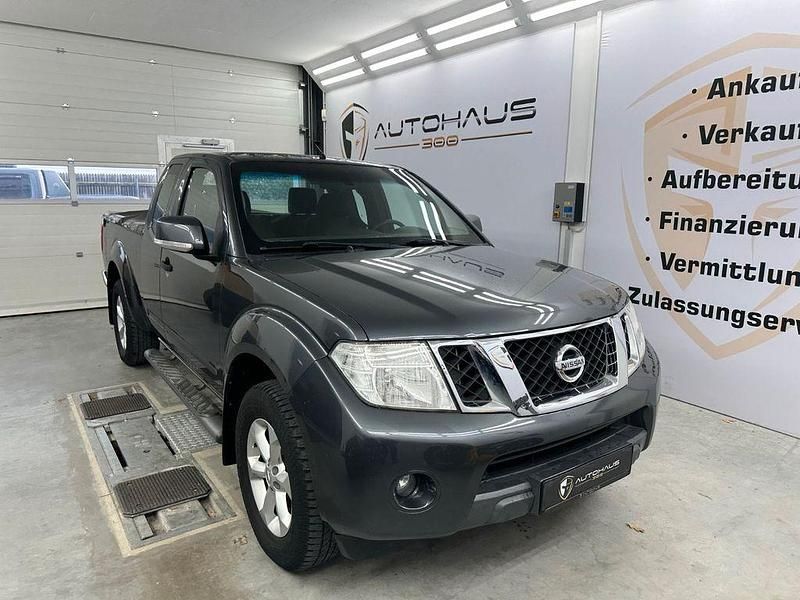 Gebraucht Nissan Navara SE 190 PS (139 kW) 2012 Grau Abholung