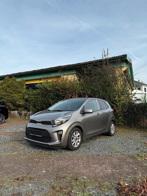 Silber Gebraucht 2019 Kia Picanto DREAM-TEAM Edition Kleinwagen | 8.990 € (Guter Preis) - Bild 1/4