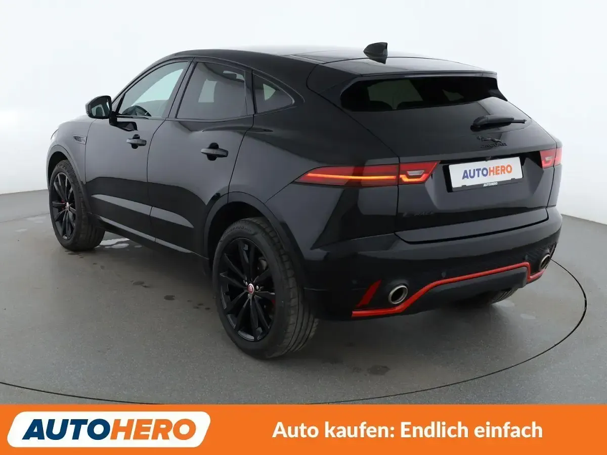 Gebraucht Jaguar E-Pace R-Dynamic 200 PS (147 kW) 2023 Schwarz SUV