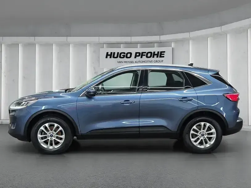 Gebraucht Ford Kuga Titanium 190 PS (139 kW) 2021 Blau SUV