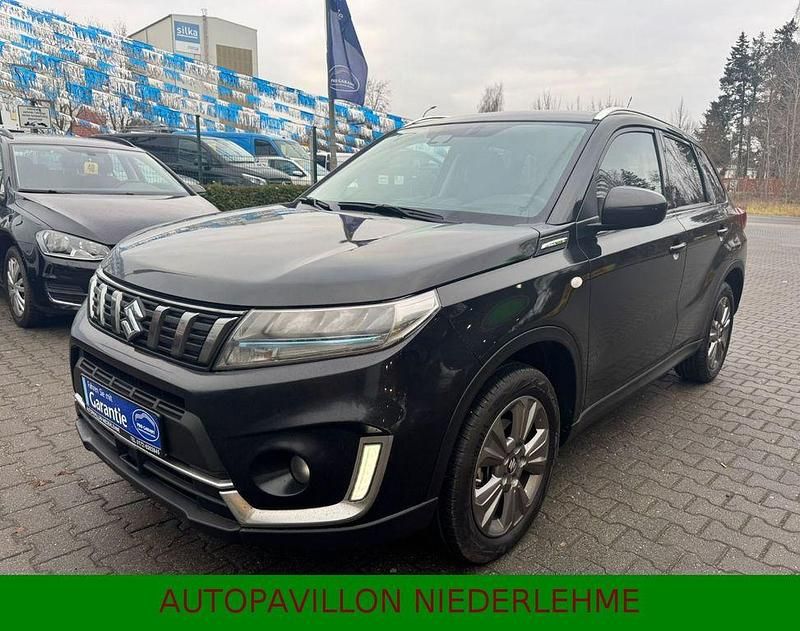 Schwarz Gebraucht 2023 Suzuki Vitara SUV | 19.950 € (Guter Preis) - Bild 1/4