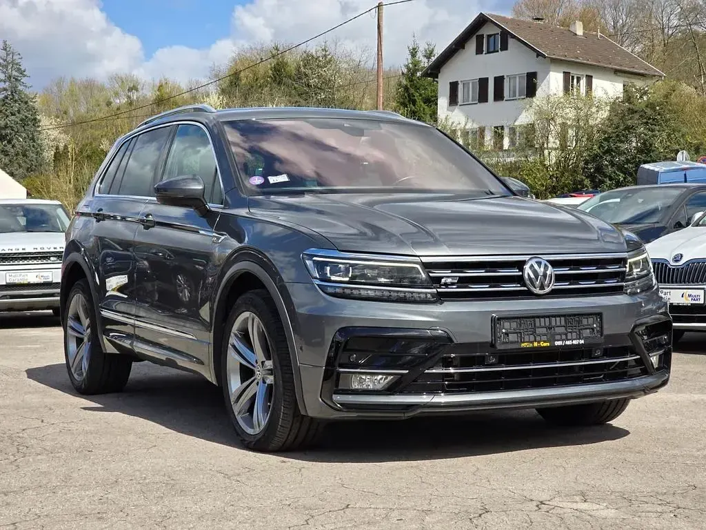 Gebraucht VW Tiguan Highline 190 PS (139 kW) 2019 Grau SUV
