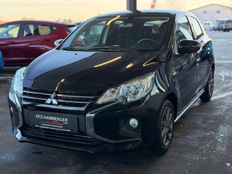 Schwarz Gebraucht 2022 Mitsubishi Space Star Select+ Limousine | 13.980 € (Etwas zu teuer) - Bild 1/3