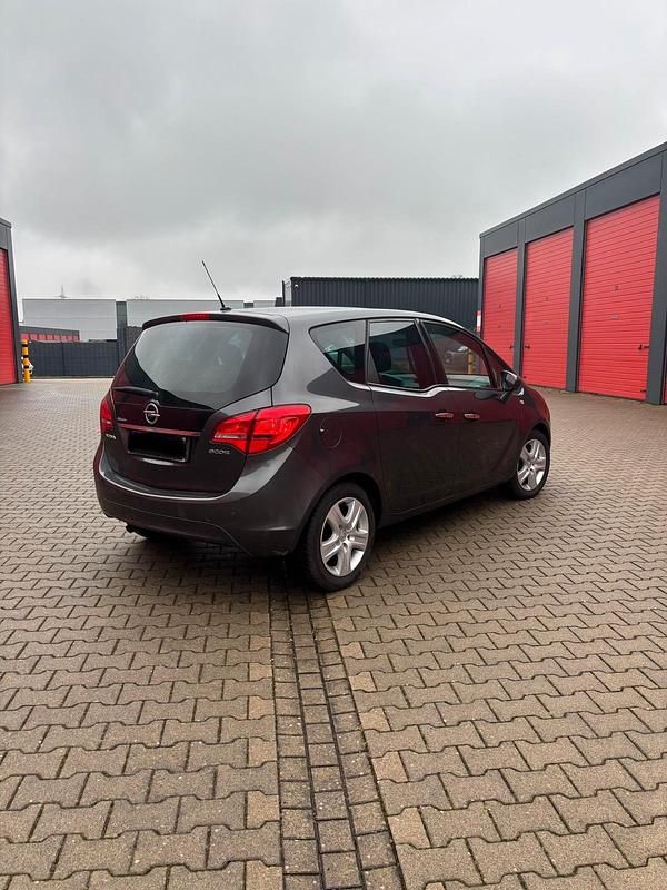 Gebraucht Opel Meriva 120 PS (88 kW) 2010 Grau Van / Kleinbus