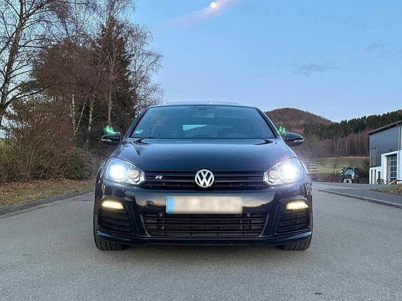 Gebraucht VW Golf VI R 271 PS (199 kW) 2010 Schwarz Kleinwagen