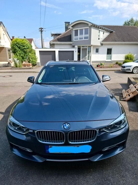 Grau Gebraucht 2014 BMW 330 Kombi | 16.950 € (Guter Preis) - Bild 1/4