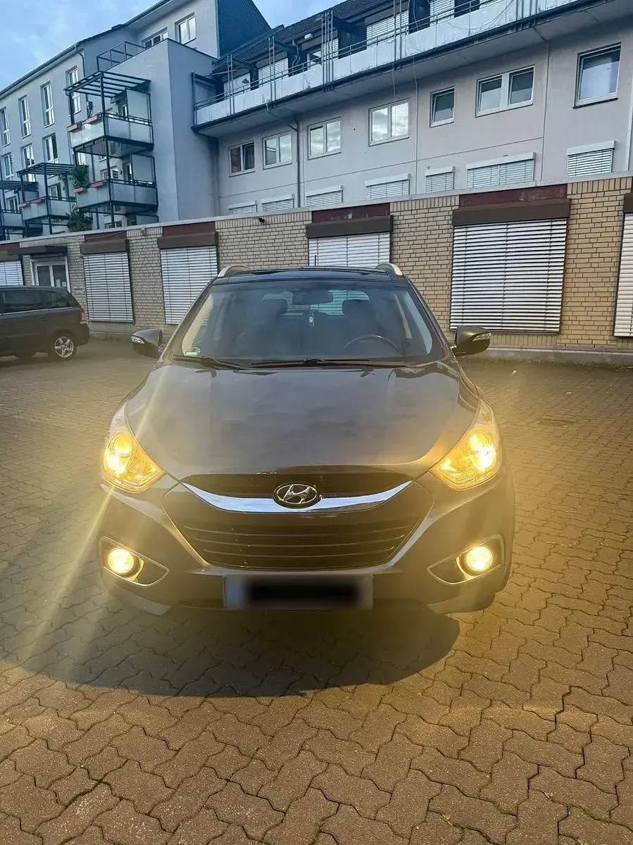 Gebraucht Hyundai ix35 Style 184 PS (135 kW) 2010 Grau SUV