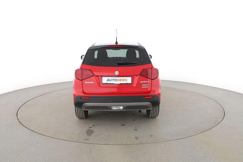 Gebraucht Suzuki Vitara Comfort+ 129 PS (94 kW) 2021 Rot SUV