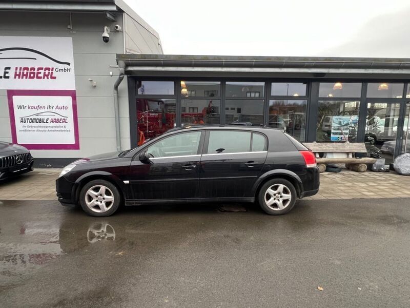 Schwarz Gebraucht 2007 Opel Signum Edition Kleinwagen | 520 € (Superpreis) - Bild 1/4