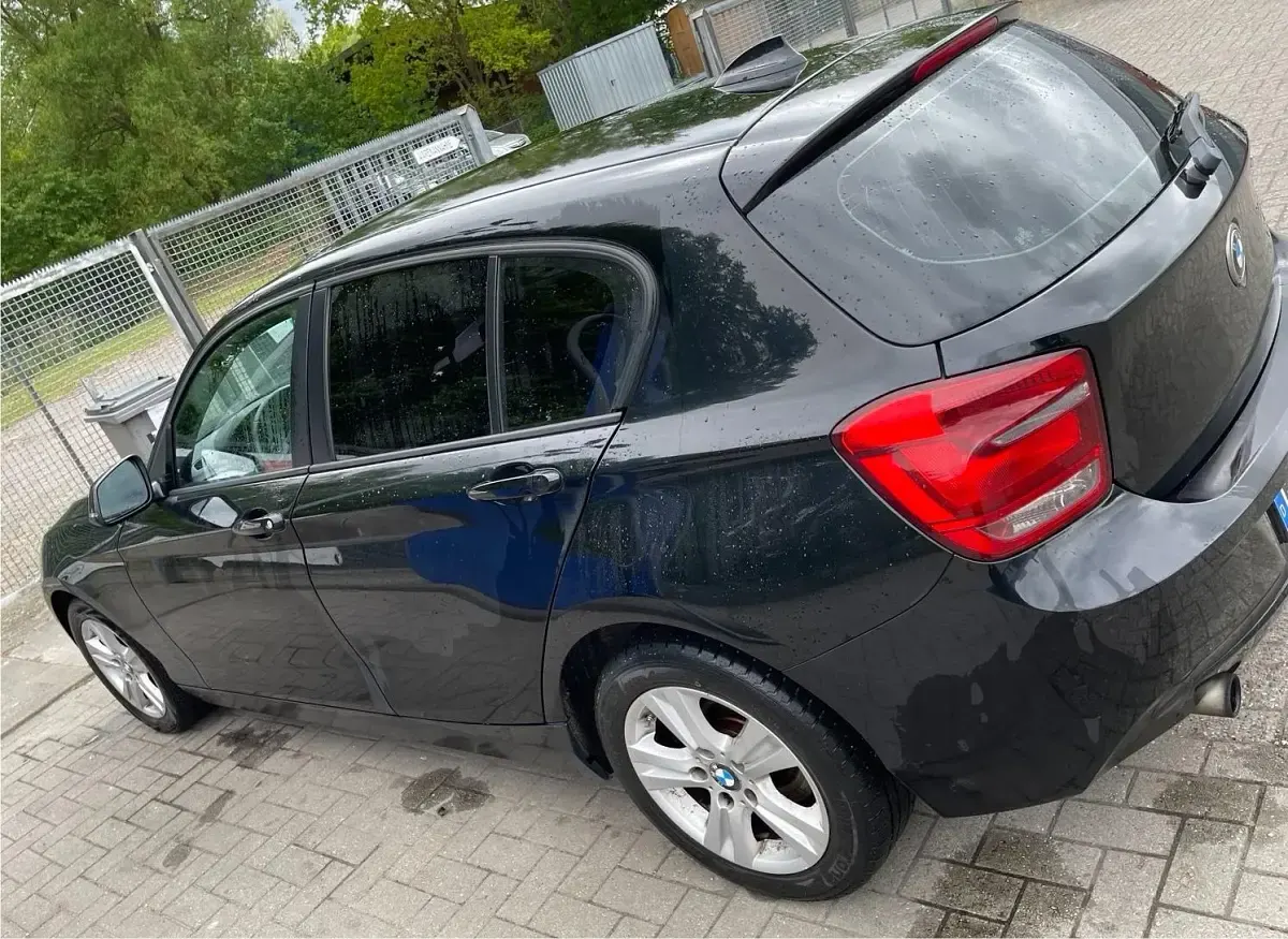 Gebraucht BMW 116 136 PS (100 kW) 2014 Schwarz Kleinwagen