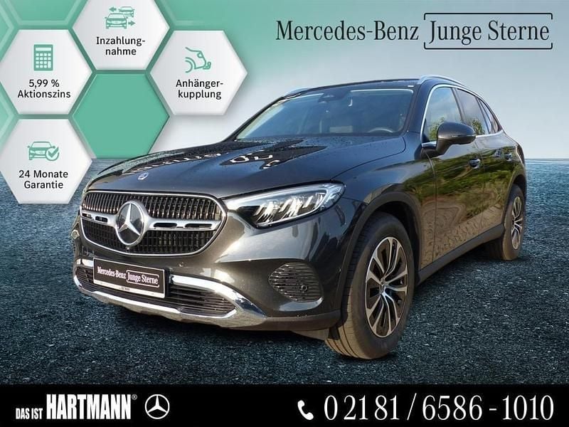 Graphitgrau metallic Gebraucht 2024 Mercedes GLC200 Avantgarde SUV | 50.840 € (Guter Preis) - Bild 1/4