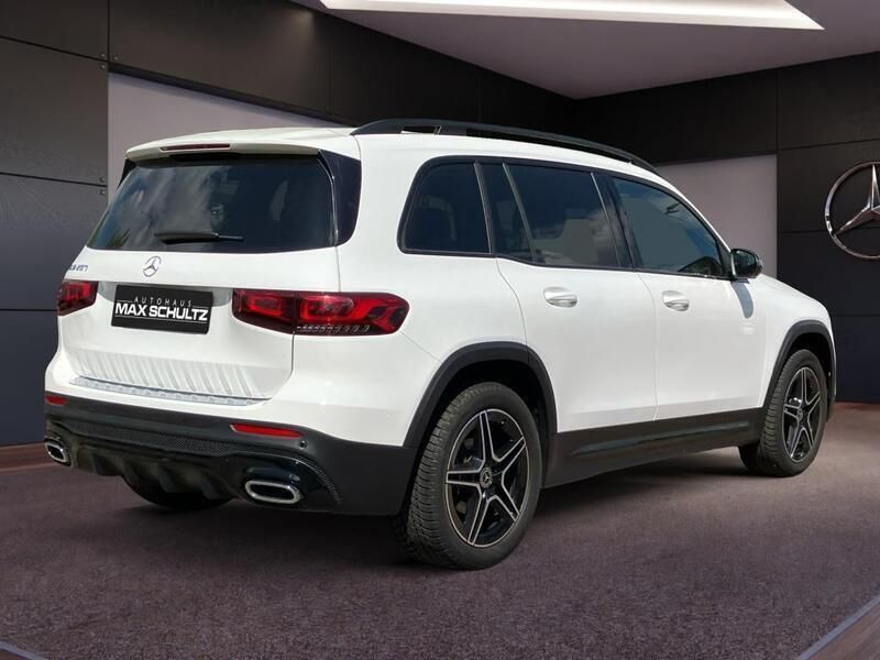 Gebraucht Mercedes GLB200 AMG 163 PS (119 kW) 2020 Unilack polarweiß SUV
