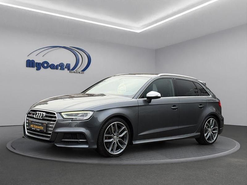 Grau Gebraucht 2017 Audi S3 Sport Limousine | 27.499 € (Fairer Preis) - Bild 1/4