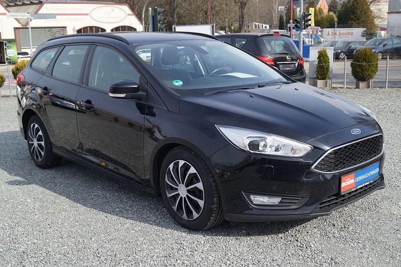 Gebraucht Ford Focus Business Edition 120 PS (88 kW) 2017 Schwarz Kombi