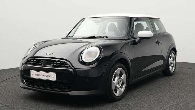 Schwarz Gebraucht 2024 Mini Cooper Classic Kleinwagen | 24.708 € (Guter Preis) - Bild 1/4