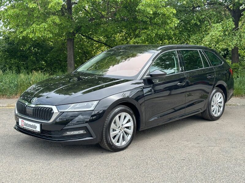 Schwarz Neu 2025 Skoda Octavia Fresh Kombi | 37.009 € (Fairer Preis) - Bild 1/4