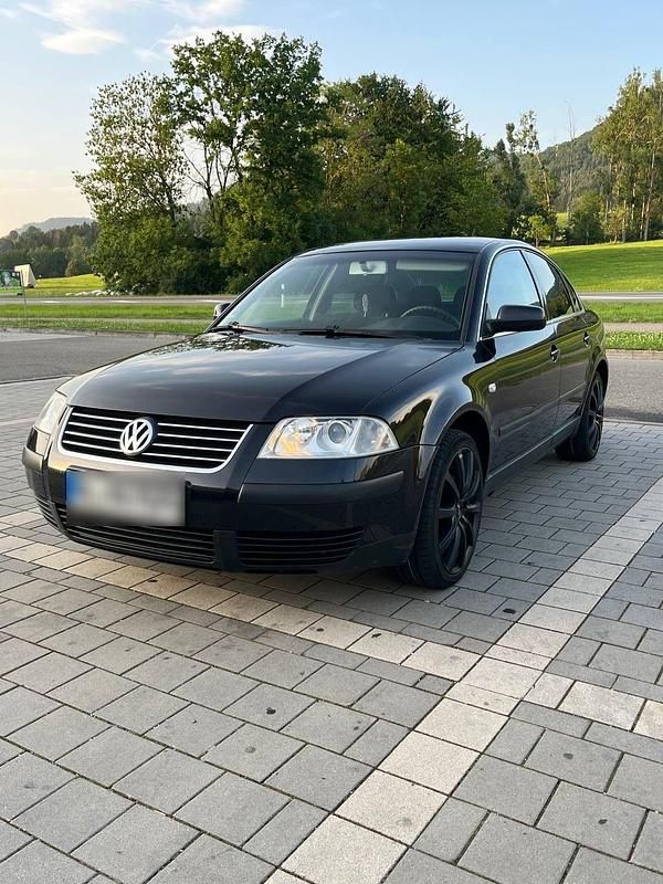 Usata VW Passat 115 CV (84 kW) 2003 Nero Berlina
