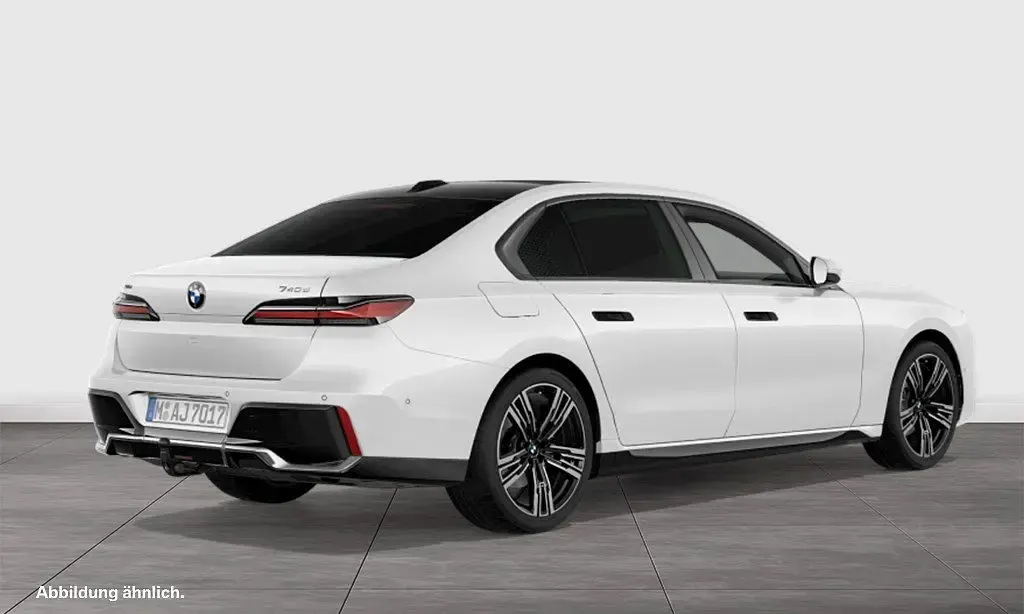 Gebraucht BMW 740 M Sport 299 PS (219 kW) 2025 Weiß Limousine