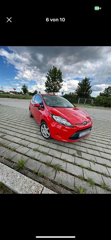 Gebraucht Ford Fiesta 80 PS (58 kW) 2009 Rot Kleinwagen