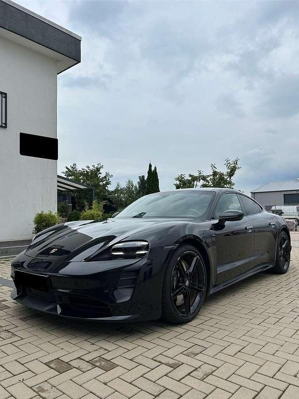 Gebraucht 2020 Porsche Taycan Turbo Limousine | 82.900 € (Teuer) - Bild 1/4